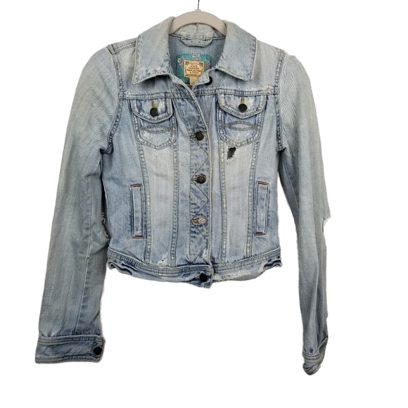 Abercrombie and Fitch Distressed Light Wash Jean Jacket Womens Size Small - Picture 1 of 8
